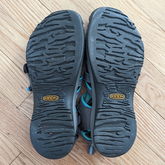 Keen Waterproof Sandals - Picture 2 of 3